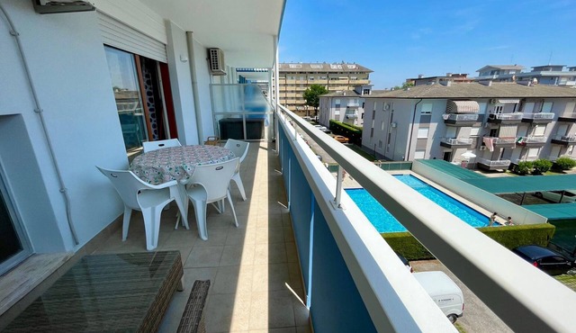 Studio with shared pool-Beahost