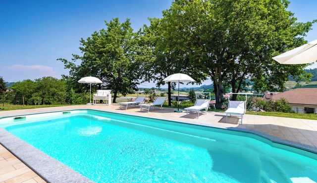 Tid House B&B - Three Bedroom Apartment, Sleeps 5