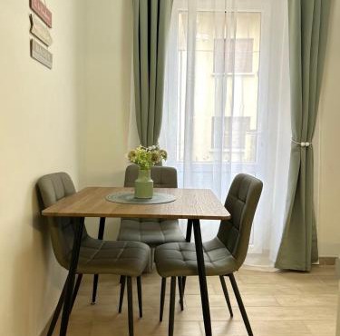 Timco apartment with balcony and air-conditioner