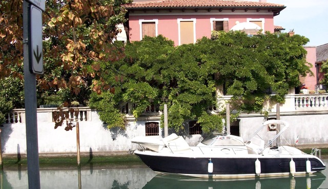 Venice Lido center in liberty villa, 4 bedrooms, 4 bathrooms, beaches, Venice sights