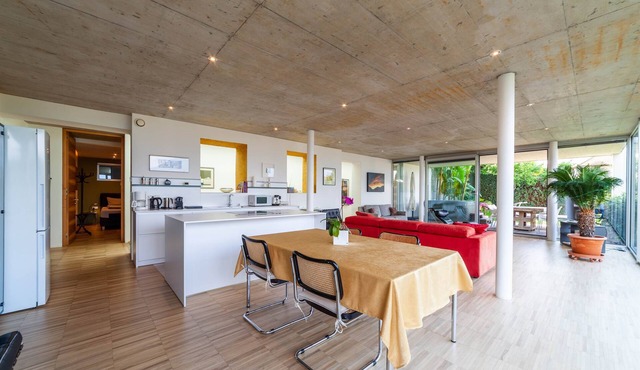 Villa Alvarium - Moderne Architektur mit Großen Räumen und Designer Ausstattung