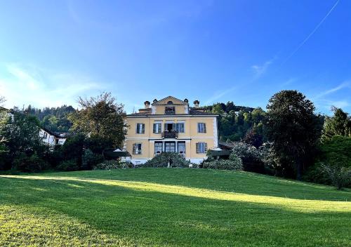 Villa CALVI Lago Maggiore