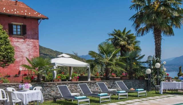 Villa Stresa Tulipano - 6 Guests