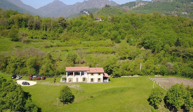 Walnut apartment in Agriturismo Casa del Castagneto