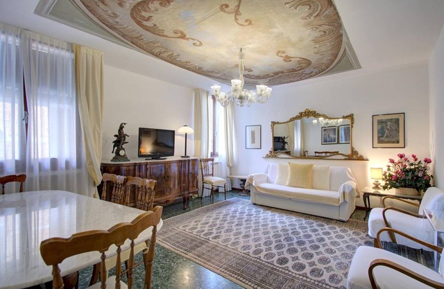 120 m² Apartment ∙ 2 bedrooms ∙ 4 guests