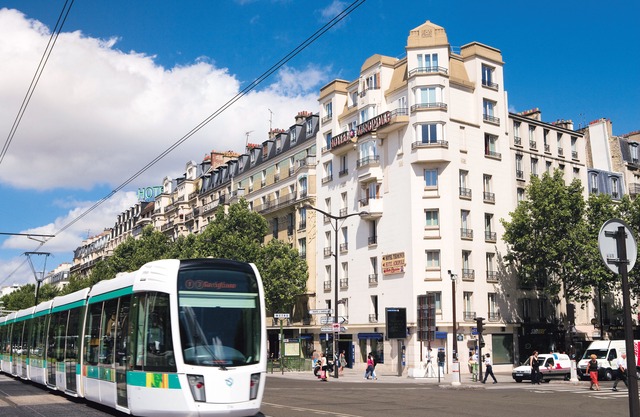 Acropole Paris