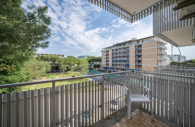 Apartment "Condominio Villa Silente Vista Mare" Near the Beach with Terrace