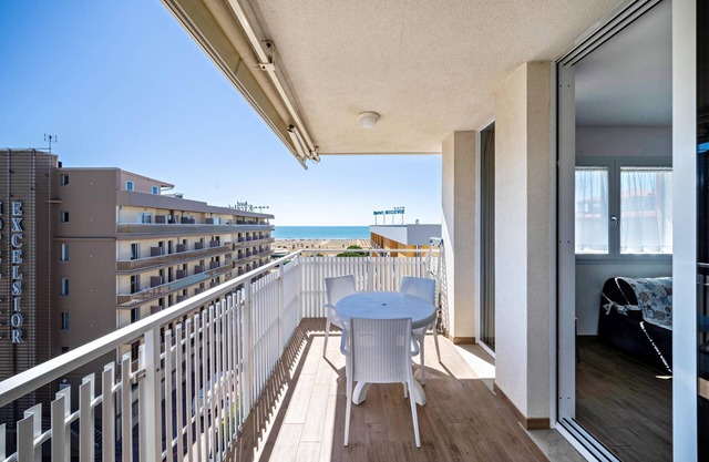 Apartment "Condominio Villa Silente" Near the Beach with Sea View & Terrace