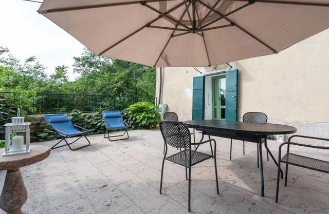 Belvilla by OYO Villa Fiorita Due