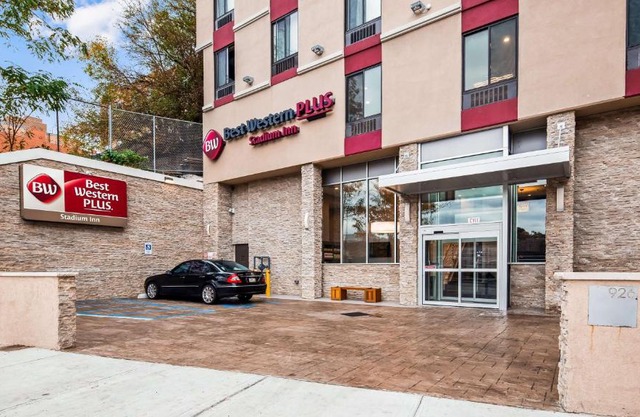 Best Western Plus Stadium Inn