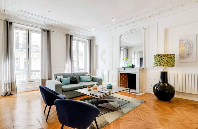 Cerisoles A - One Bedroom Apartment, Sleeps 4