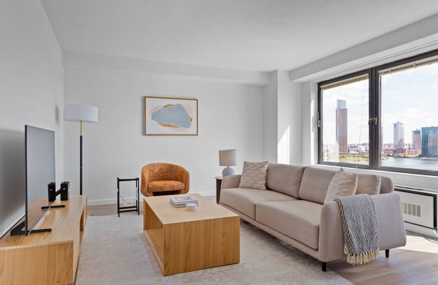 Classic Kips Bay 1BR w/Doorman & W/D, nr East River, by Blueground