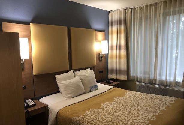 Days Inn by Wyndham Brooklyn