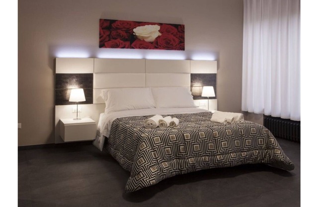 DELUXE ROOM - LIVING ARENA