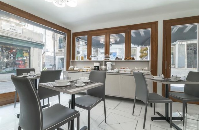 Grifoni Boutique Hotel