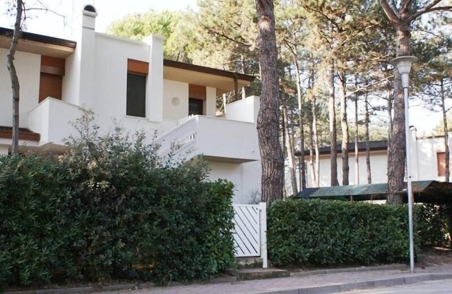 Holiday apartment Bibione for 1 - 6 persons with 2 bedrooms - Row house
