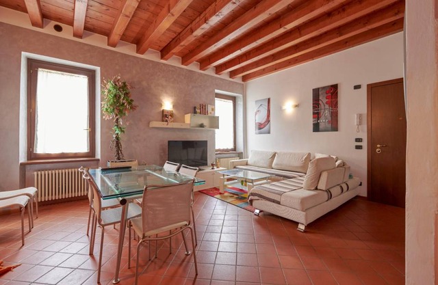 Holiday apartment Lazise for 1 - 5 persons with 2 bedrooms - Holiday apartment