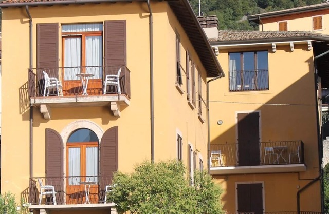 Holiday apartment Malcesine for 1 - 4 persons with 1 bedroom - Holiday apartment in one or multi-fam