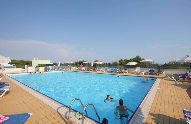 Holiday apartment mit Klimaanlage und Balkon