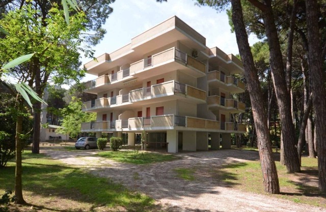 Holiday apartment with balcony and air conditioning
