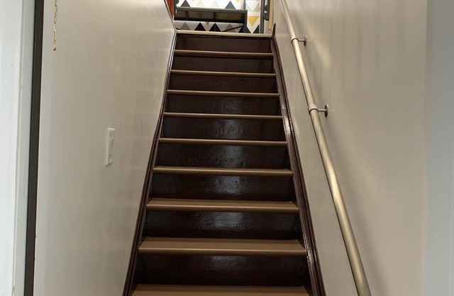 Newly renovated 2 bedroom apartment in park slope walking distance to R train