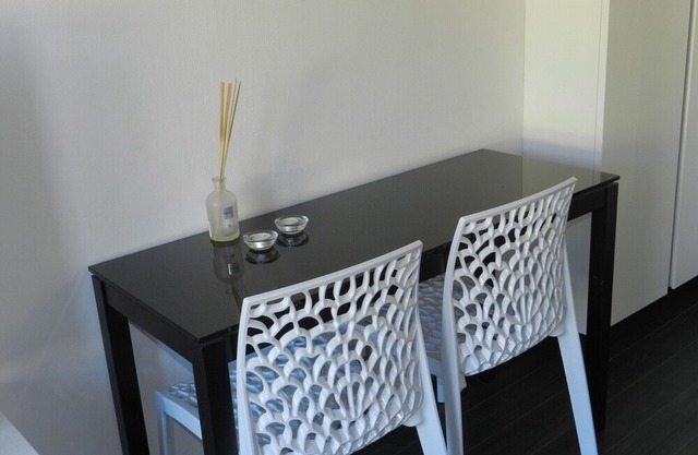 Regarda - modern studio The Beach with lake view near the beach