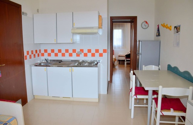 Residence Gemini is an apartmenthouse near the sea (150m), in Bibione Pineda area, with a nice swimm