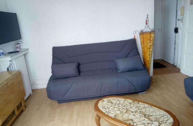 Studio a clichy