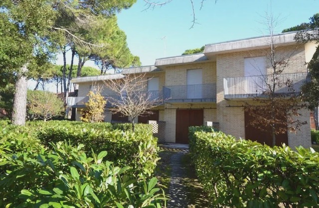 Sunny and beautiful apartment in Bibione