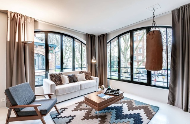 Sweett | Brune VIII - Three Bedroom Apartment, Sleeps 8