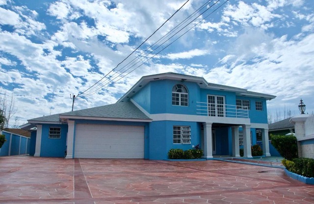 The Blue Mansion Bahamas