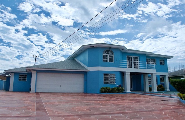 The Blue Mansion Bahamas