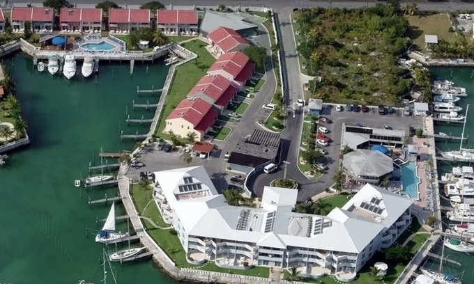 Bahama Reef Resort | 1 Bedroom 1 bath room villa with full kitchen at Ocean Reef Yacht Club & Resort