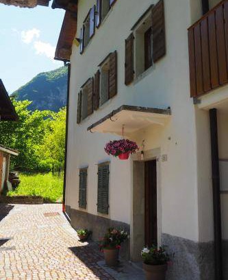 Longarone Apartment | 100 m² Apartment ∙ 3 bedrooms ∙ 6 guests