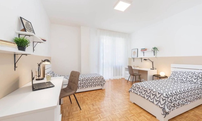 Historic Centre Other | 111 m² Shared room ∙ 1 bedroom ∙ 1 guest