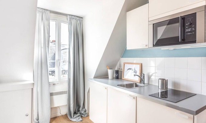 Quartier du Gros-Caillou Apartment | 12 m² Apartment ∙ 1 guest