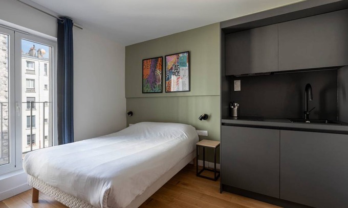Quartier de la Goutte-d'Or Apartment | 12 m² Apartment ∙ 1 bedroom ∙ 1 guest