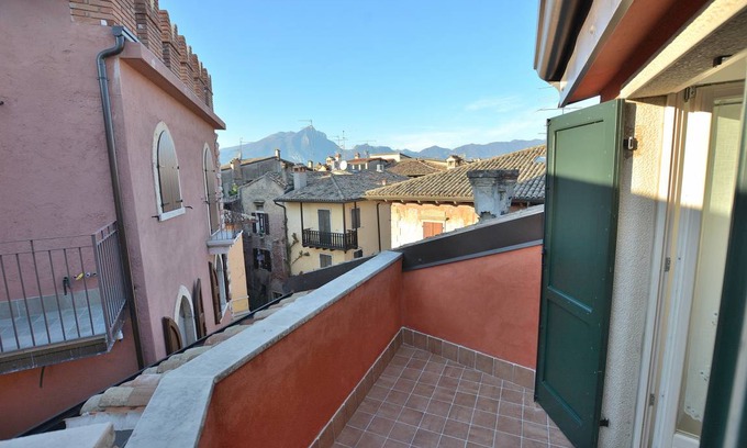 Torri del Benaco Apartment | 120 m² Apartment ∙ 3 bedrooms ∙ 6 guests