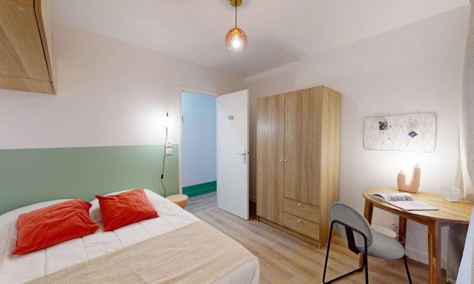 Hopital Saint-Louis Resort | 143 m² Private room ∙ 1 bedroom ∙ 1 guest