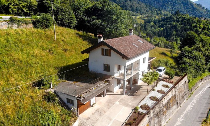 Lamon House | 150 m² House ∙ 4 bedrooms ∙ 8 guests