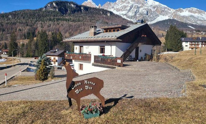 Cortina d'Ampezzo Bed & Breakfast | 16 m² Bed and breakfast ∙ 3 guests