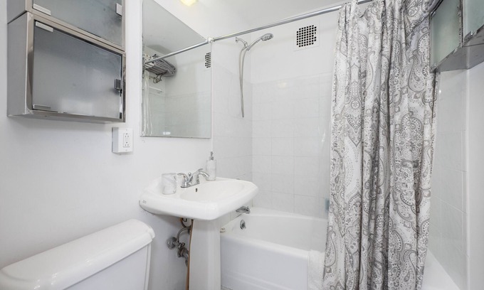 Central Park South Apartment | 2 Bedroom near Central Park
