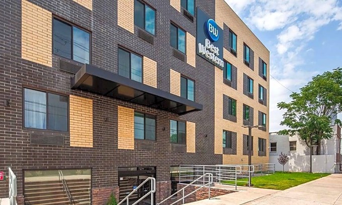 Gravesend Hotel | 2-Star Hotel ∙ Best Western Brooklyn-Coney Island Inn