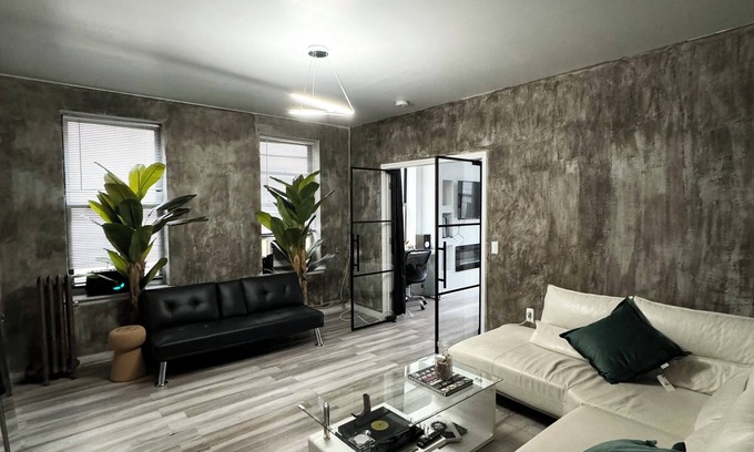 Central Park North Condo | 3-Bedroom Retreat Steps from Central Park! NYC, Manhattan, Times Square