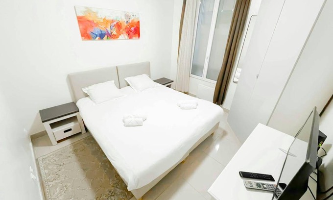 Petit-Ivry Apartment | 30 m² Apartment ∙ 1 bedroom ∙ 3 guests