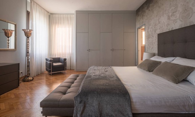 Castello Apartment | 300 m² Apartment ∙ 3 bedrooms ∙ 6 guests