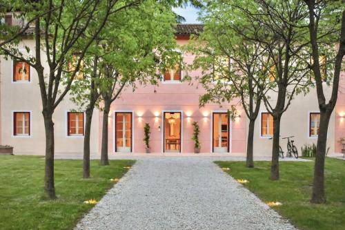 Bassano del Grappa Hotel | 37 m² Hotel ∙ 2 bedrooms ∙ 10 guests