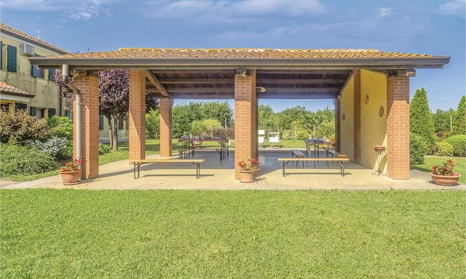 Ariano nel Polesine House | 4 bedroom accommodation in Ariano nel Polesine Ro