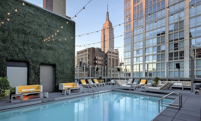 Rose Hill Hotel | 4 Family-friendly Superior Queen Rooms at the Royalton Park Avenue, Rooftop Pool