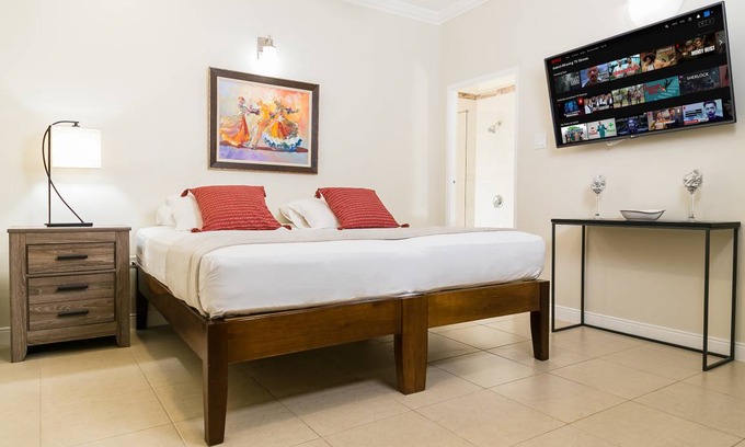 Molynes Gardens Apartment | 40 m² Apartment ∙ 1 bedroom ∙ 2 guests